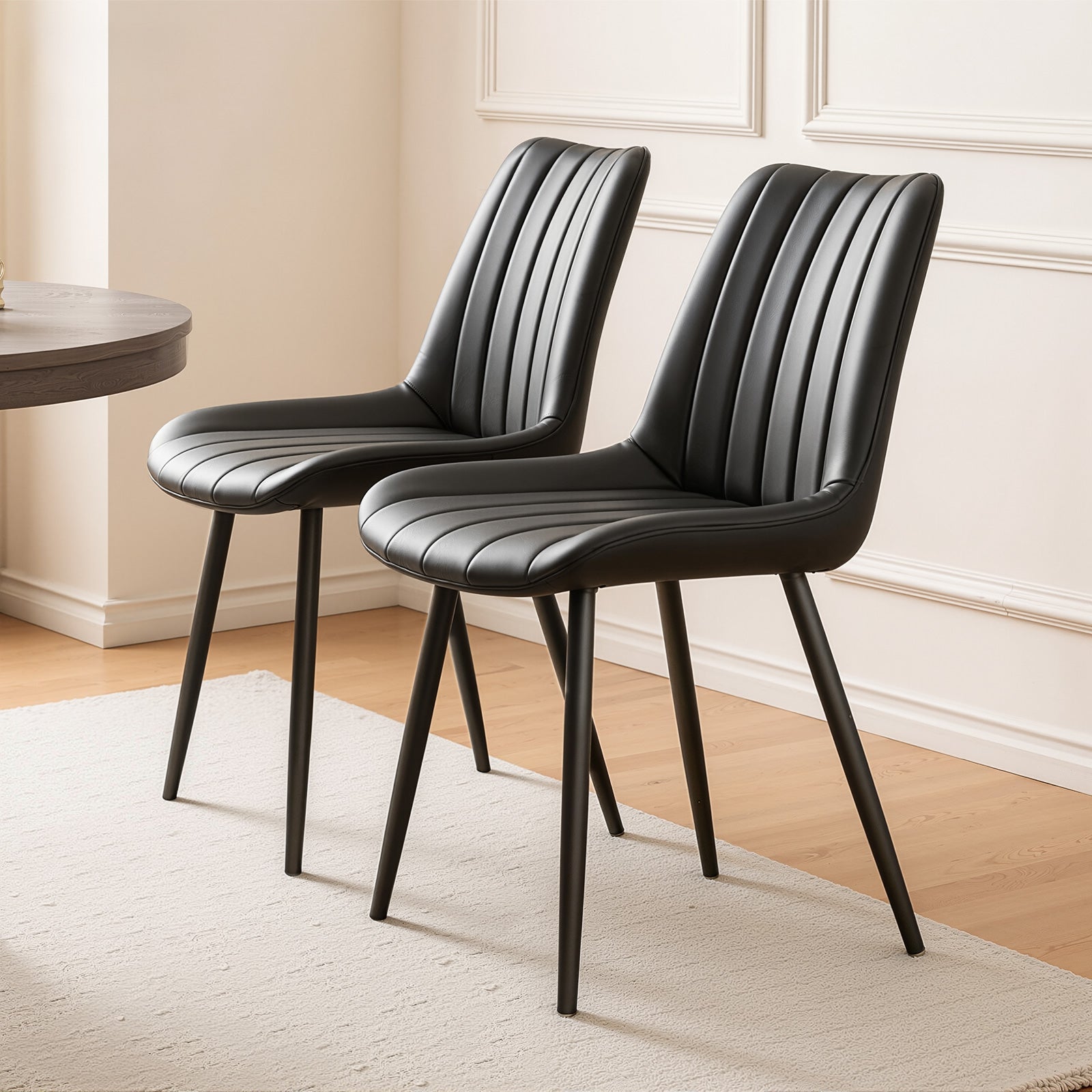 Clair Esszimmerstühle aus Kunstleder