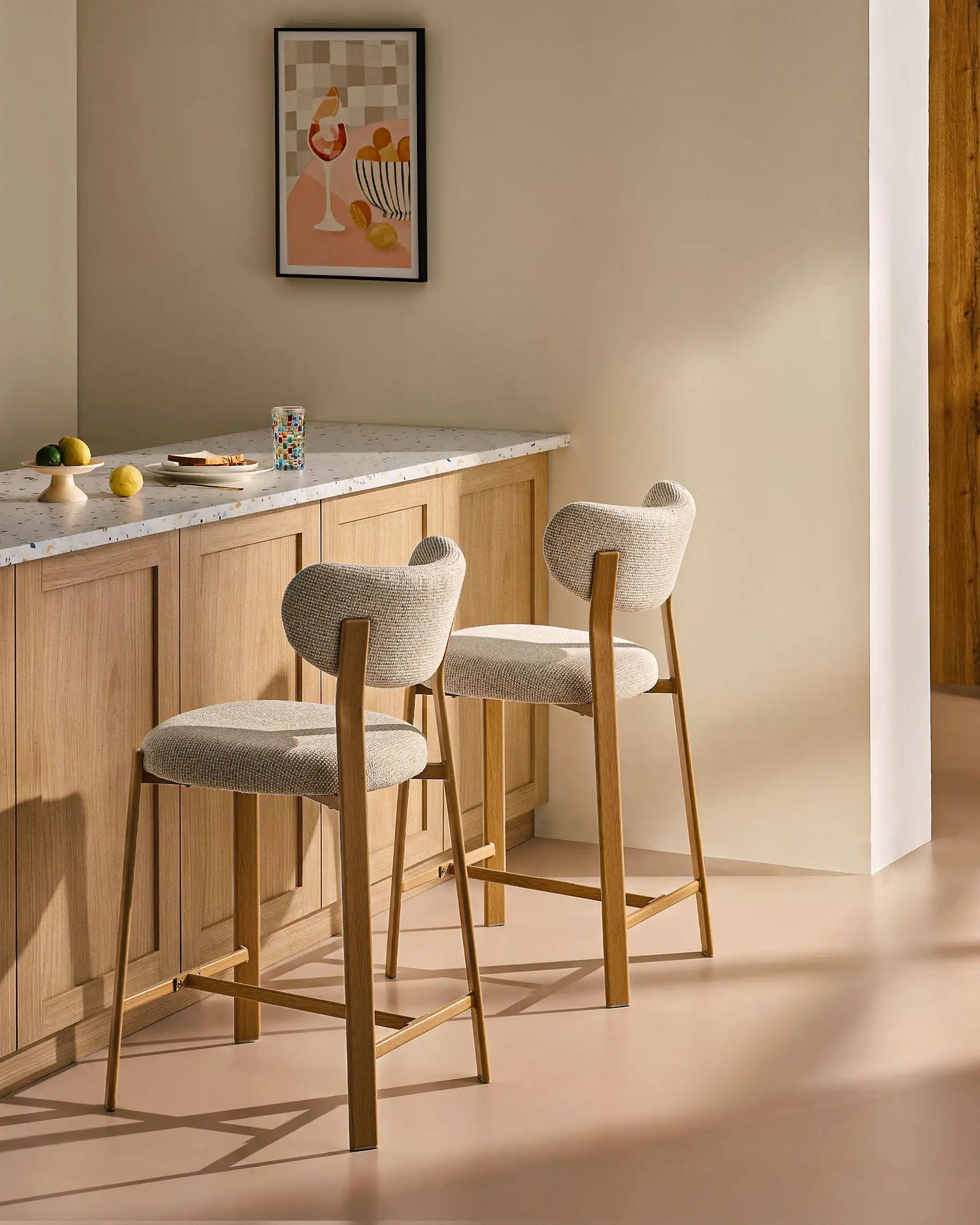 Bramley Barhocker mit Chenillebezug in Beige