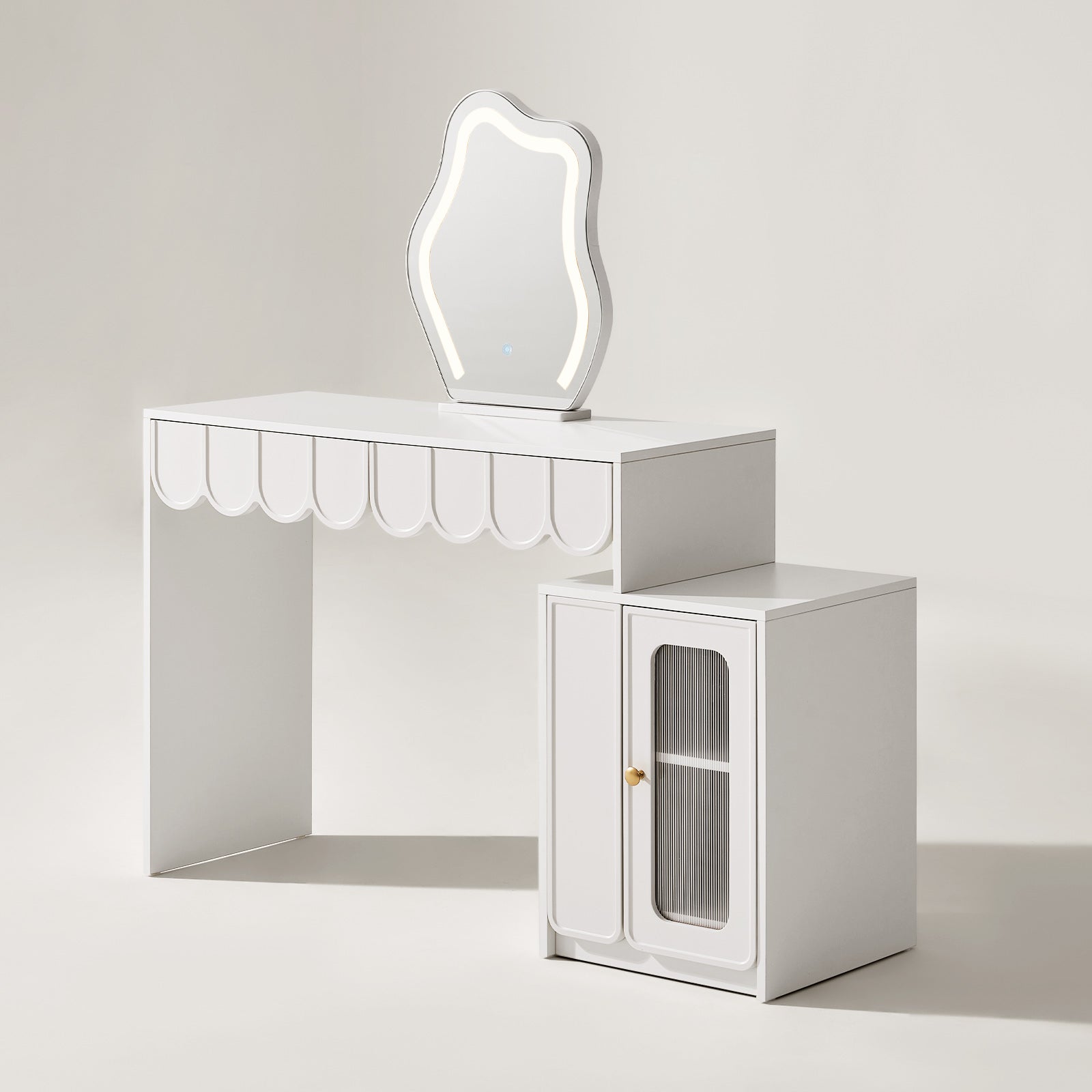 Doris Schminktisch mit Cloud-Spiegel