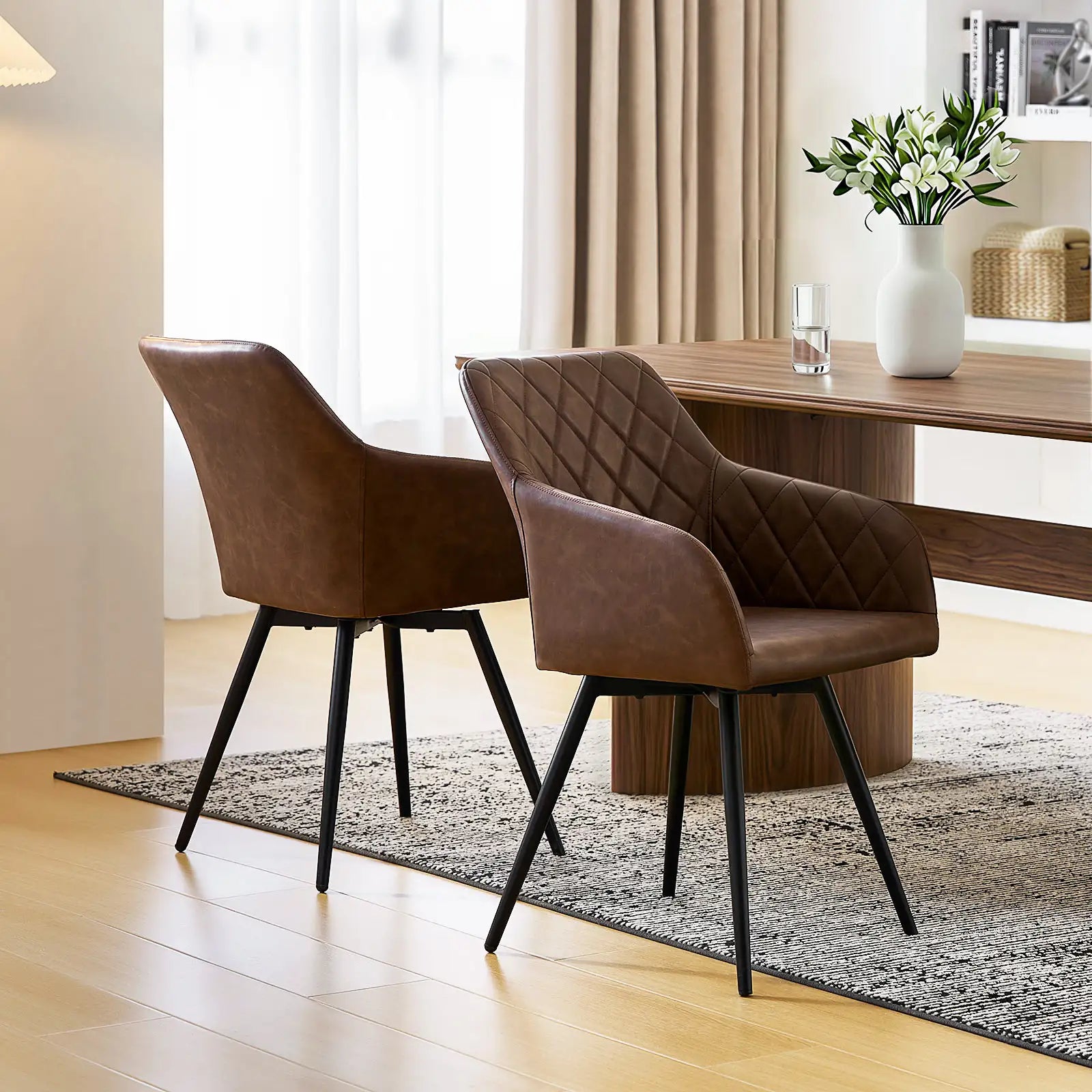 Moree Armlehnstühle aus Kunstleder mit Drehbarer