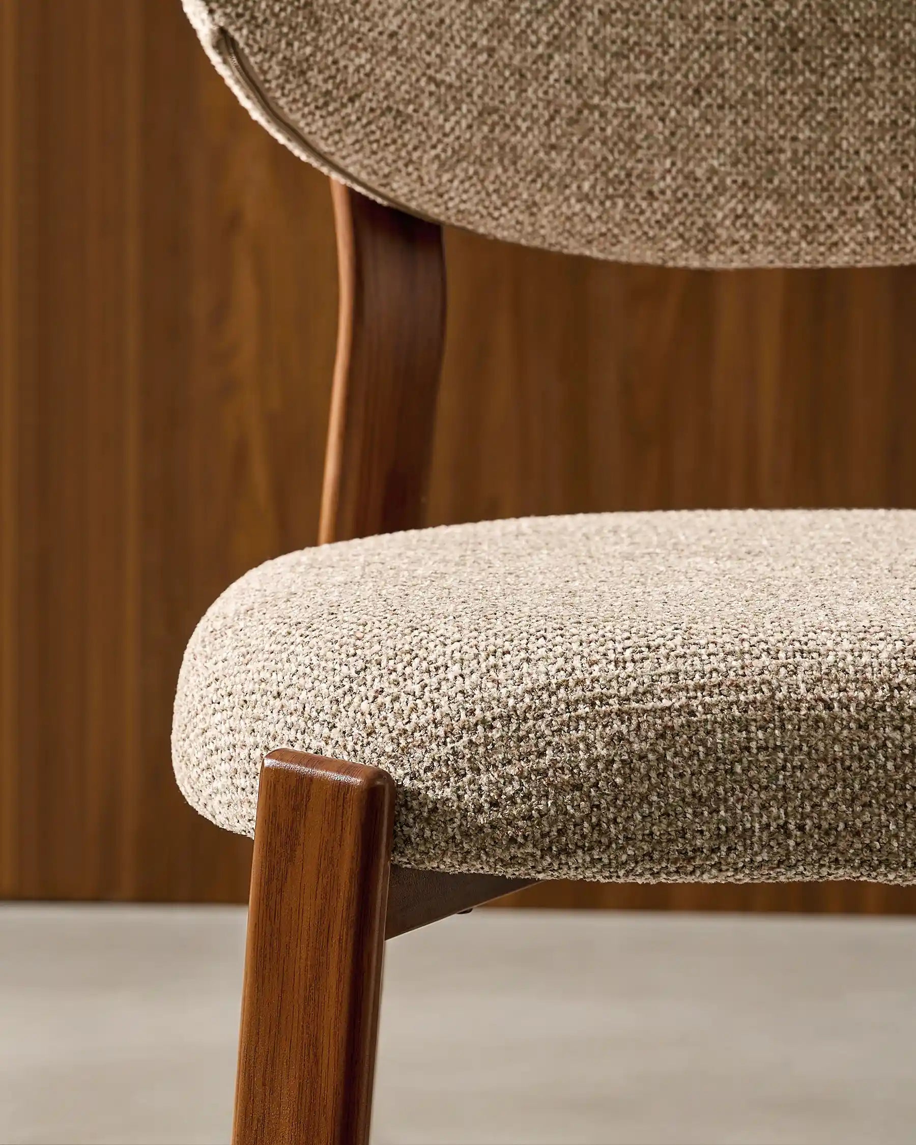 Bramley Barhocker mit Chenillebezug in Taupe