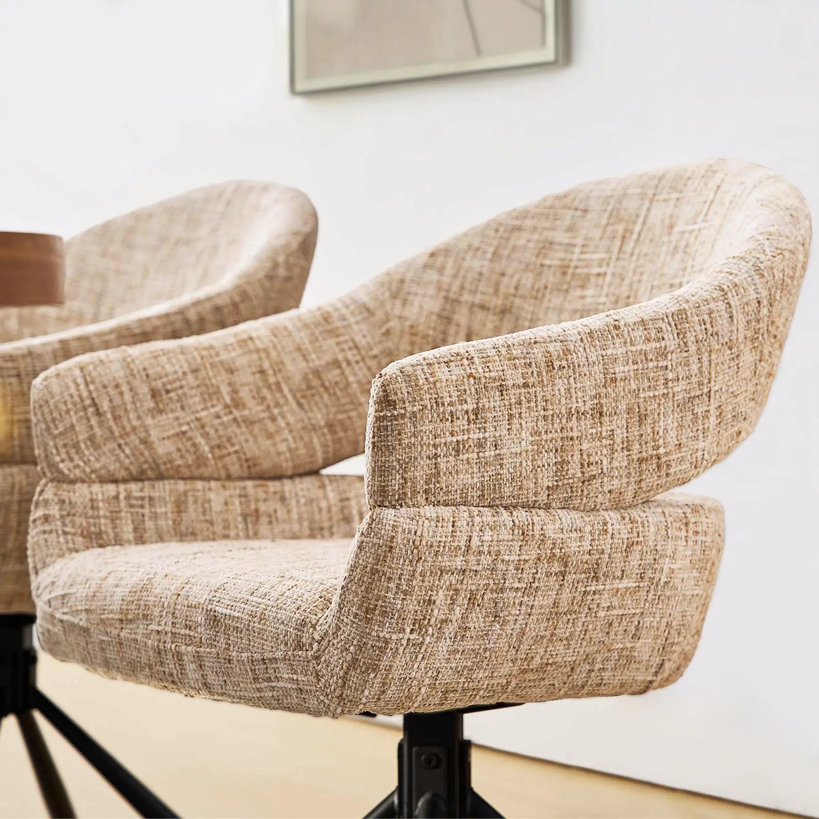 Clarice Moderner Drehsessel mit Armlehnstühle aus Chenille