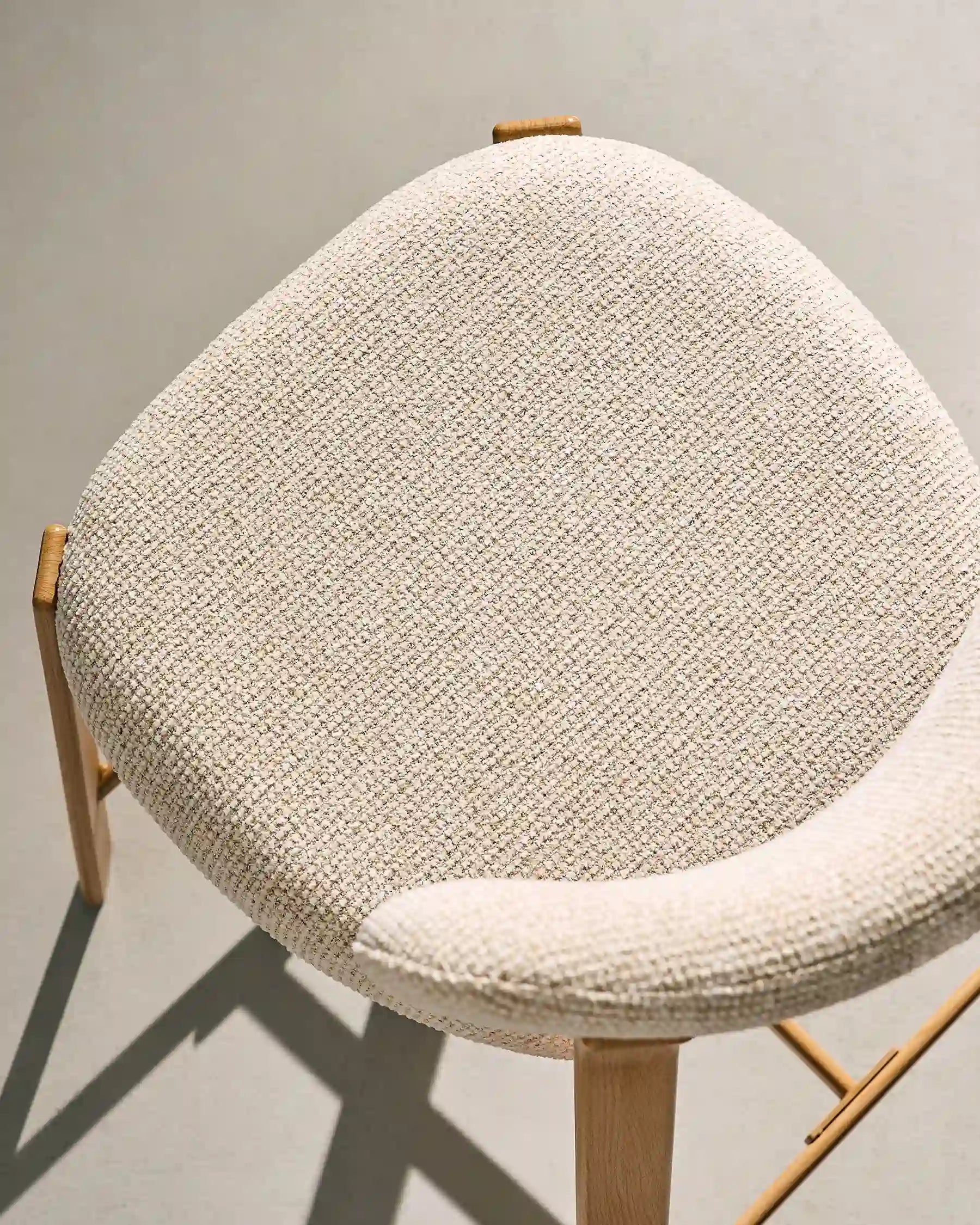 Bramley Barhocker mit Chenillebezug in Beige