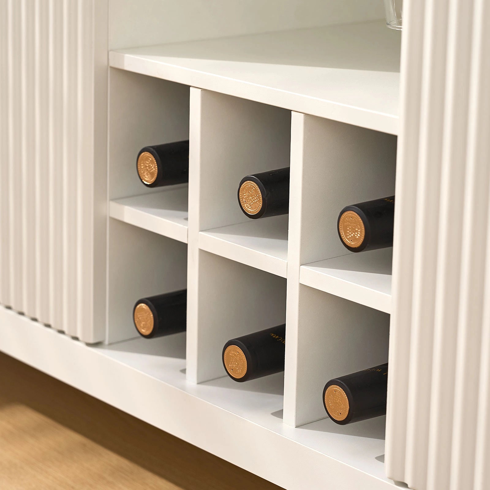 Arden Sideboard Weiß mit Weinregal & Gläserhalter