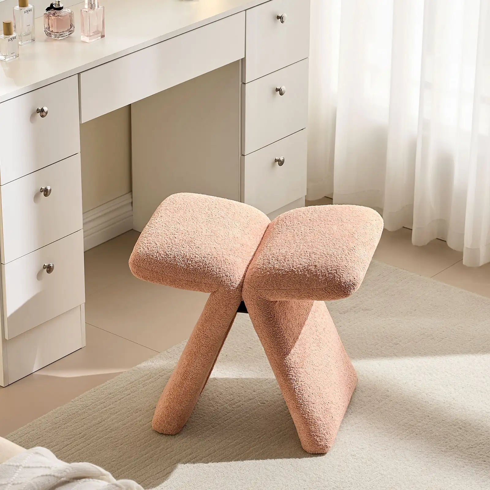 Faye Butterfly Schminktisch-Hocker – Designer Edition in Rosa