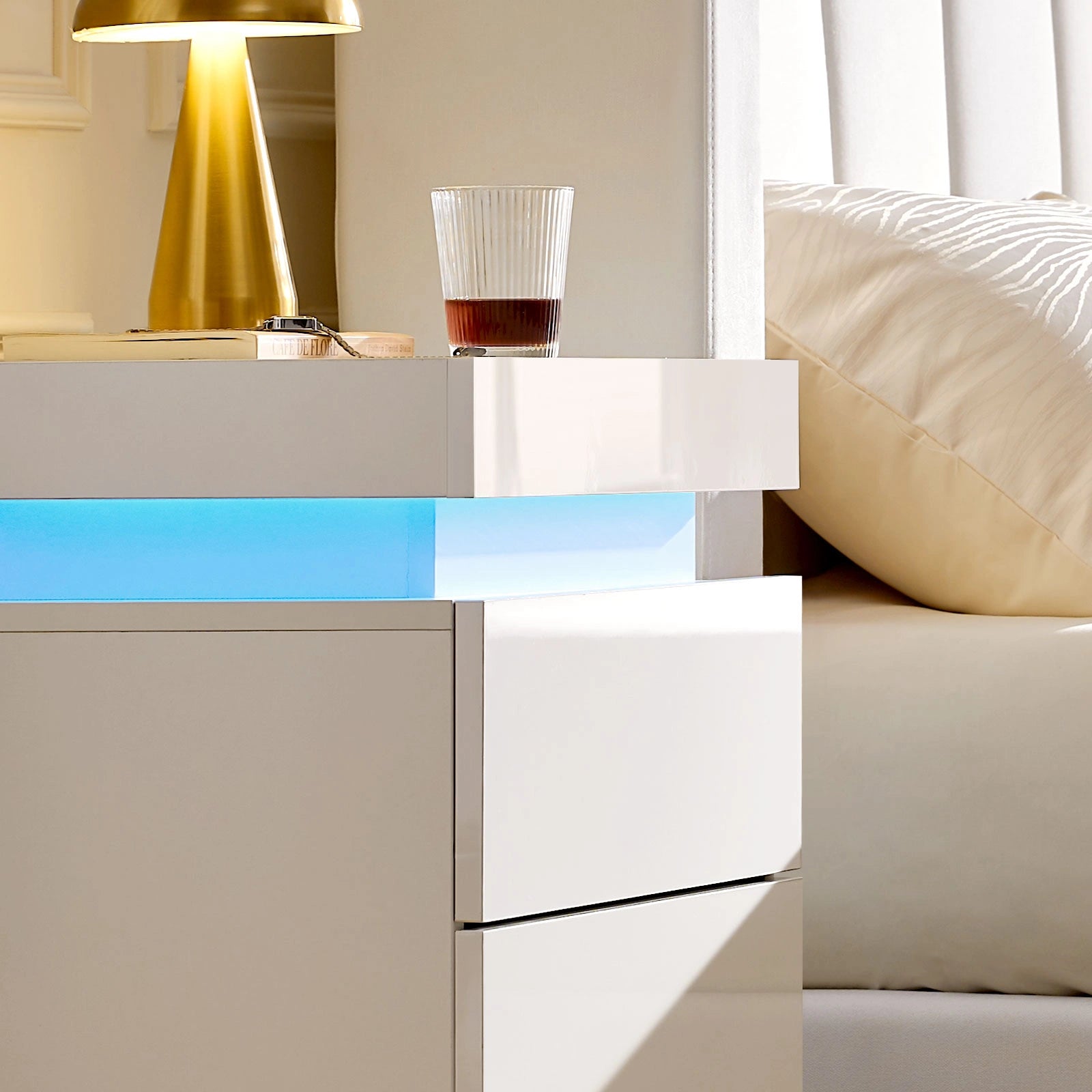 Kumar Nachttisch mit LED-Licht