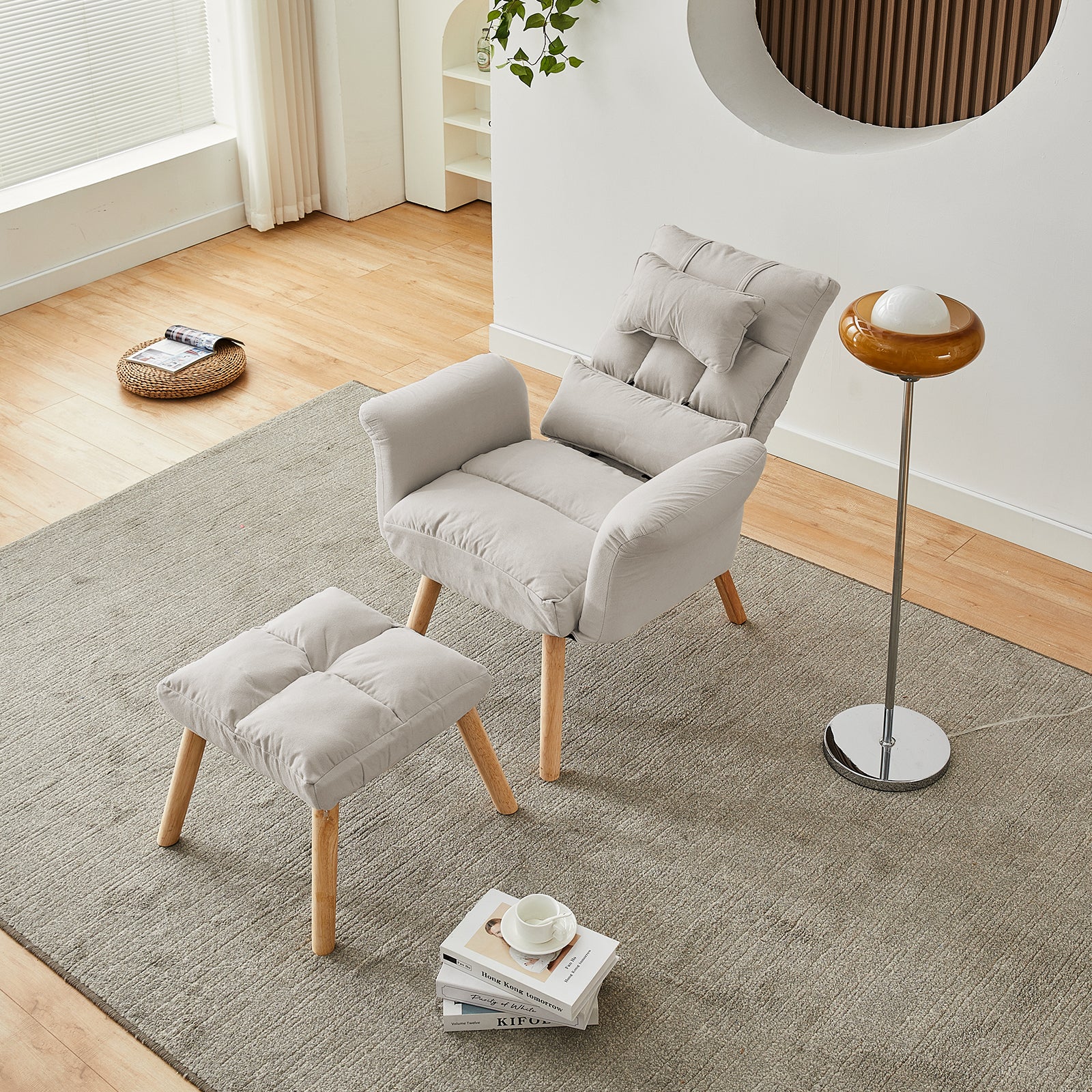 Elva Relaxsessel mit Hocker aus Leinen