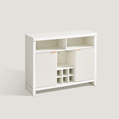 Weißer Weinschrank mit Glashalter