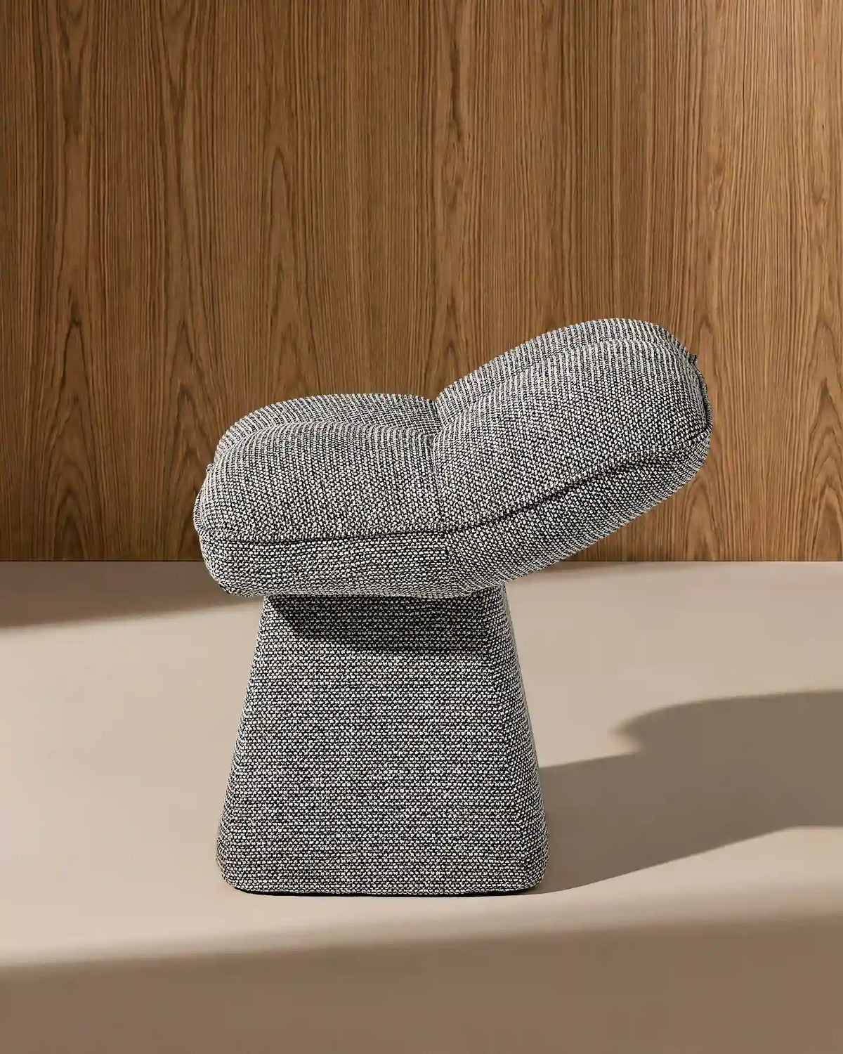 Liora Chenille-Schminktisch-Hocker – Komfort mit sanften Kurven