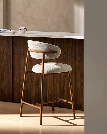 Rowan Barhocker mit Chenillebezug in Taupe