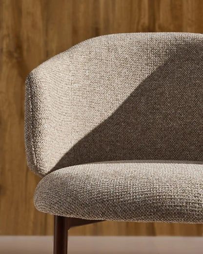 Nolan Esszimmerstuhl mit Chenillebezug in Taupe