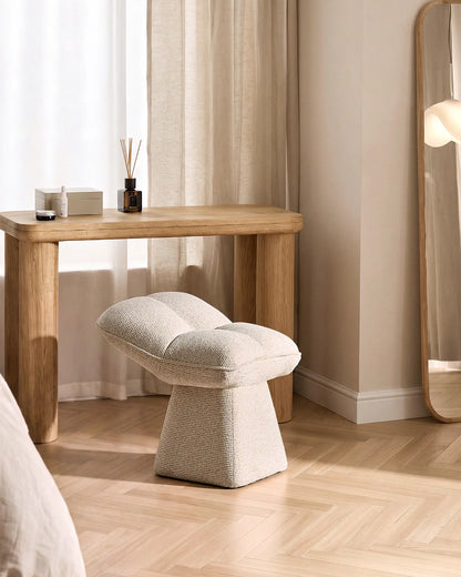 Liora Chenille-Schminktisch-Hocker – Komfort mit sanften Kurven