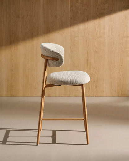 Rowan Barhocker mit Chenillebezug in Beige