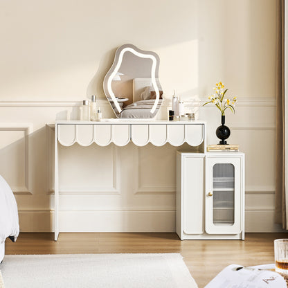 Doris Schminktisch mit Cloud-Spiegel