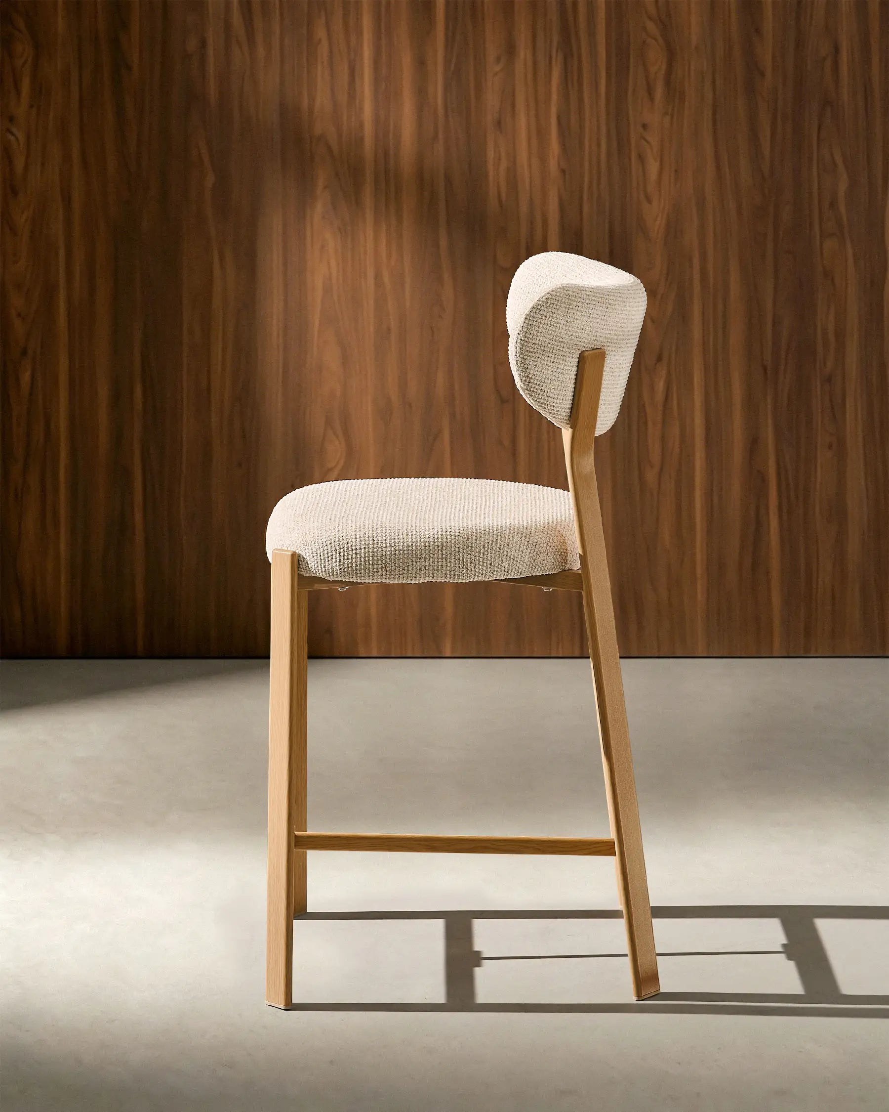 Bramley Barhocker mit Chenillebezug in Beige
