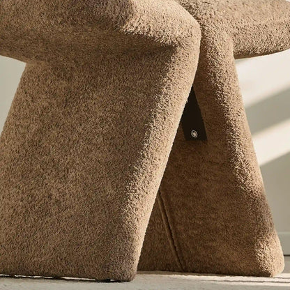 Faye Butterfly Schminktisch-Hocker – Designer Edition in Teddy Braun