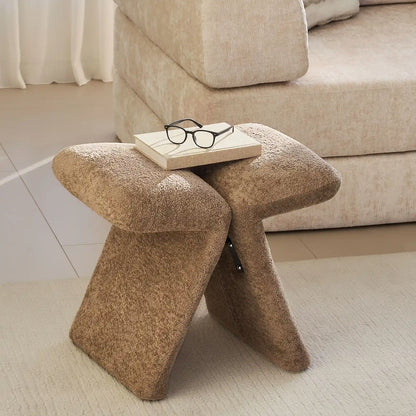 Faye Butterfly Schminktisch-Hocker – Designer Edition in Teddy Braun