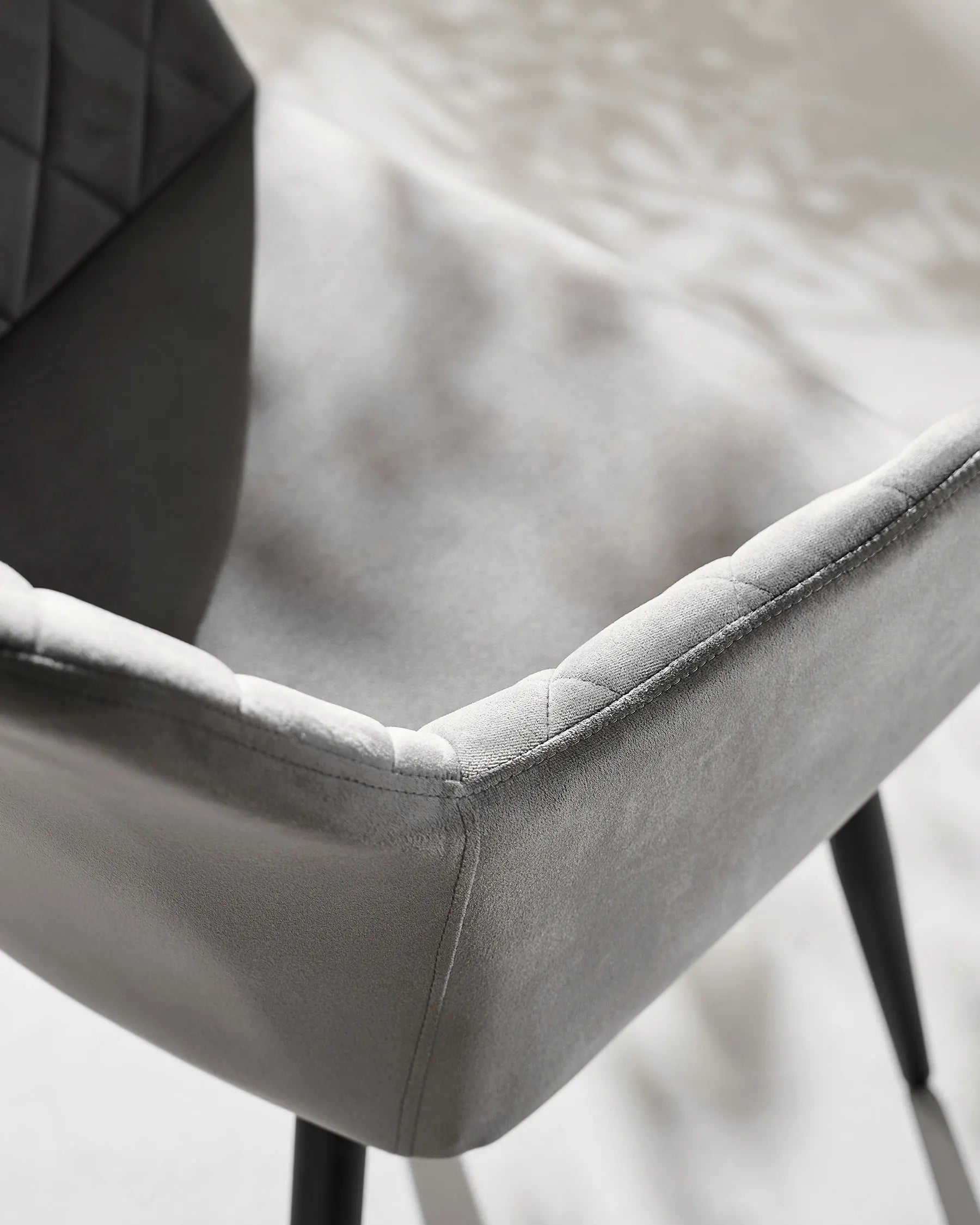 Moree Armlehnstuhle aus Samt mit Diamant-Steppung