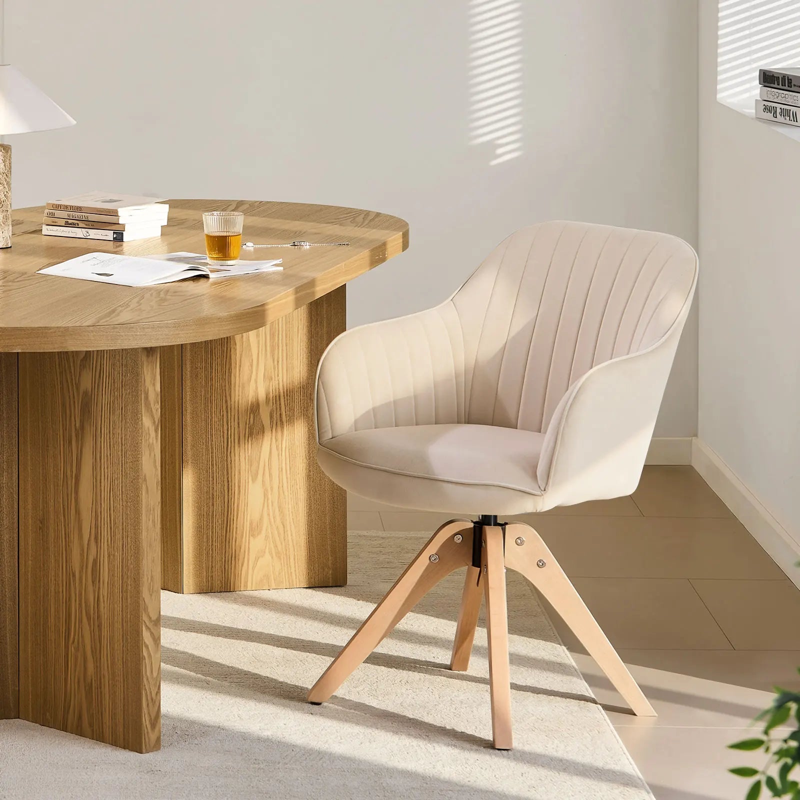 Aven Esszimmerstuhl aus Samt mit Drehbarer