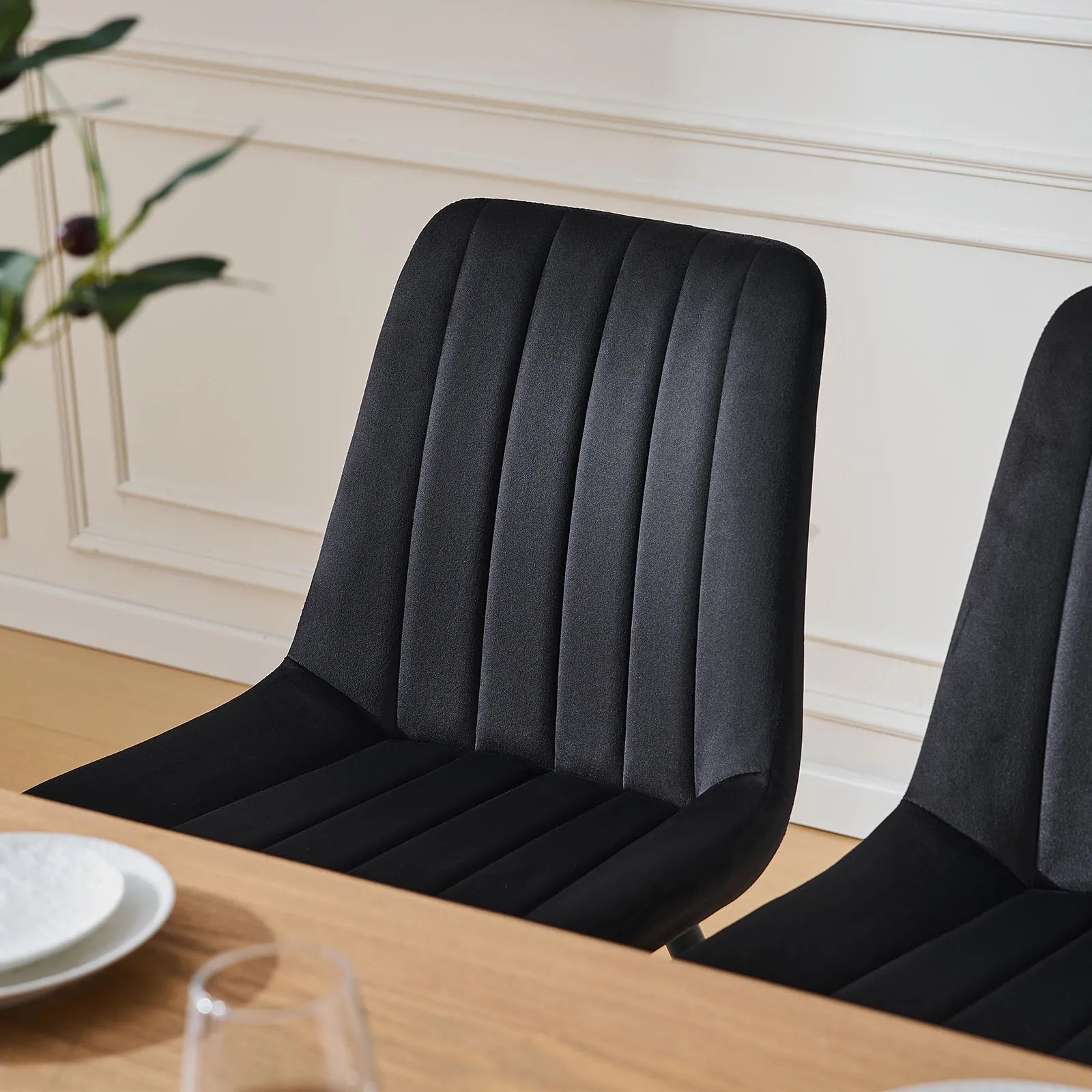 Clair Esszimmerstühle aus Samt